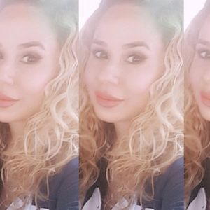 Meet your Posher, Gina